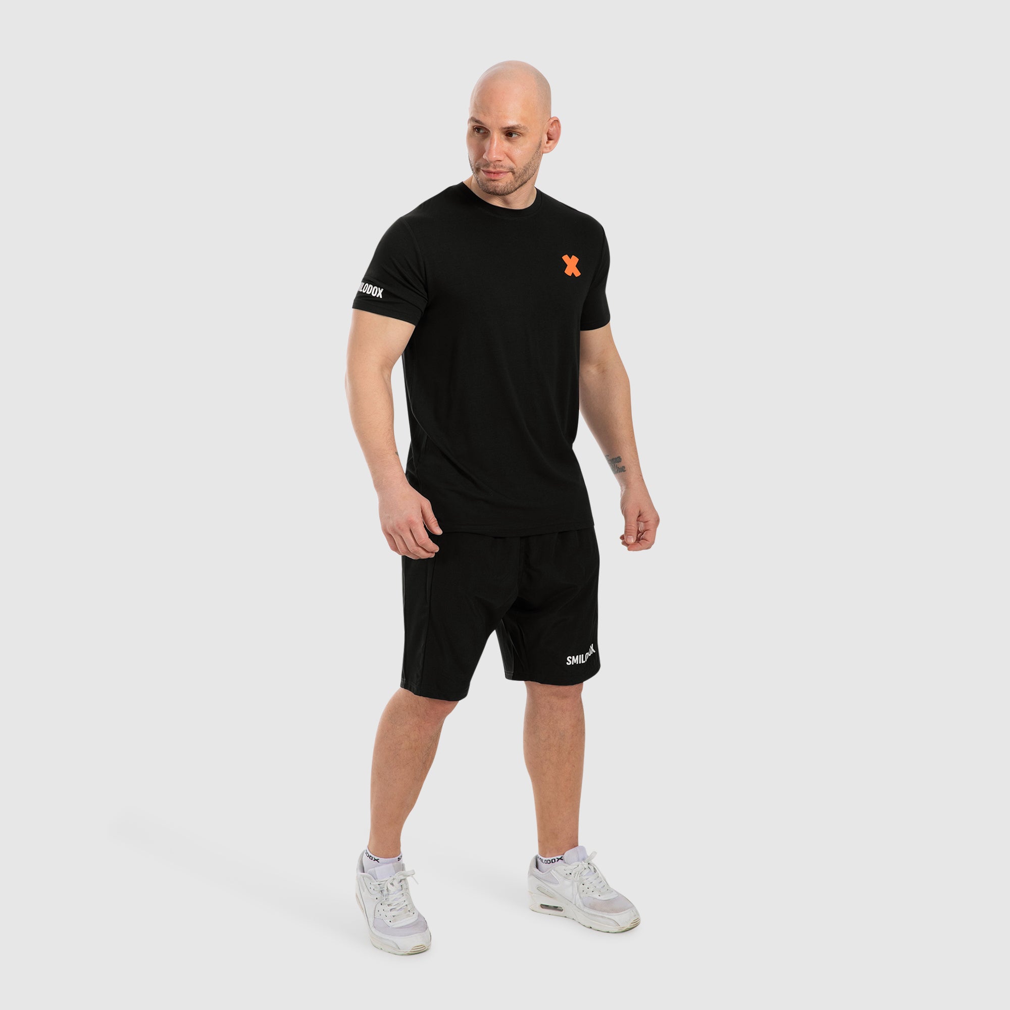 Schwarz