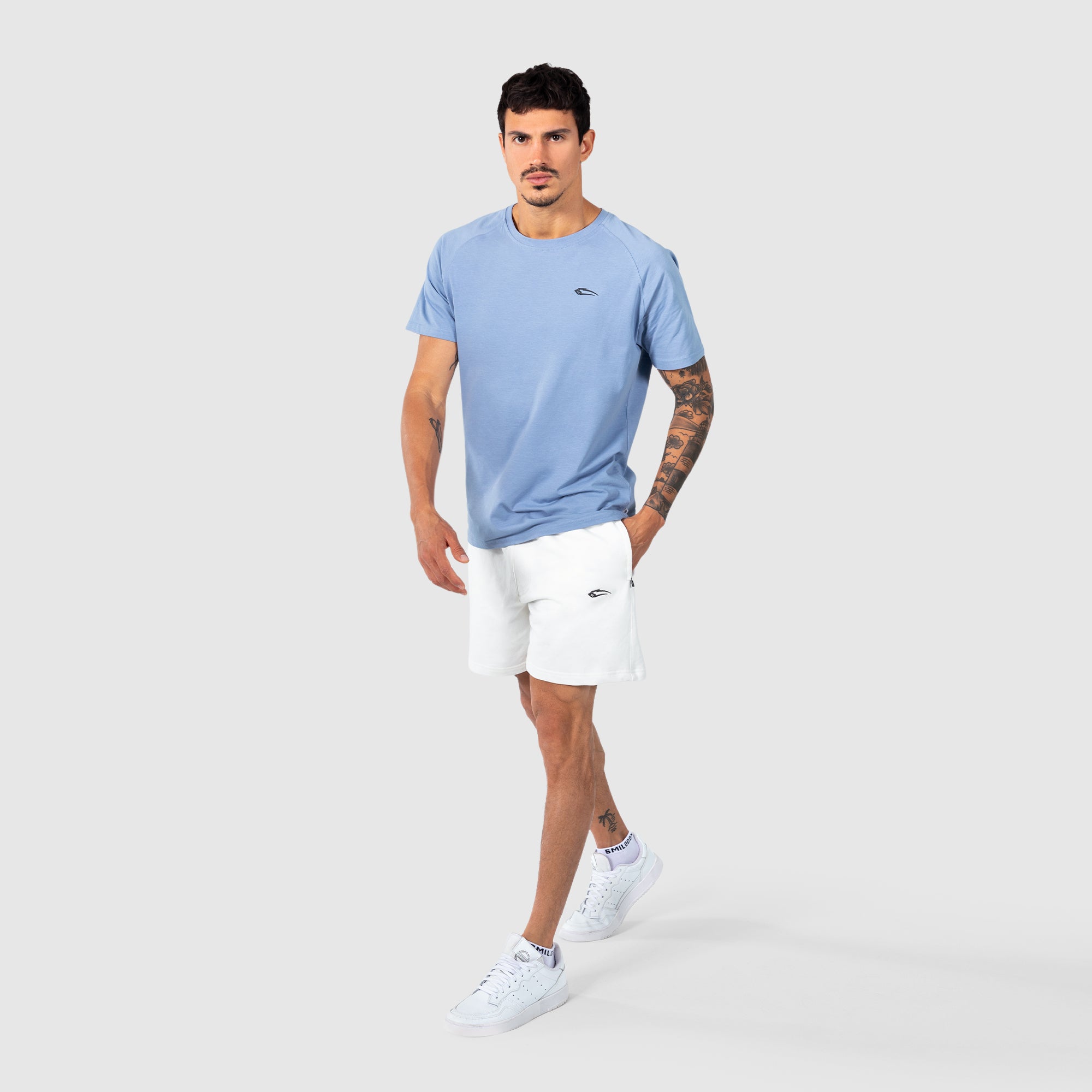 Blau